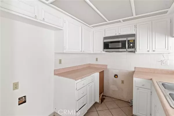 Lancaster, CA 93536,43334 32nd St W