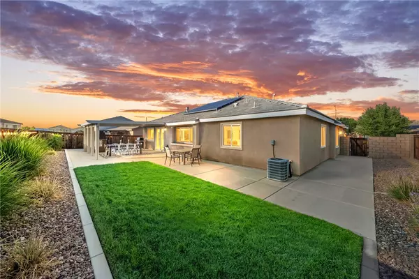 Hemet, CA 92543,3363 Heliotrop