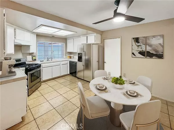 Hemet, CA 92543,881 Don Dr