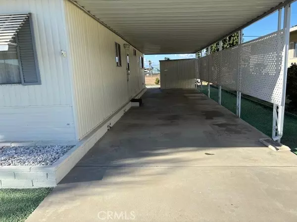 Hemet, CA 92545,1774 Santiago