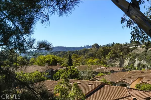 La Jolla, CA 92037,8614 Villa La Jolla Drive