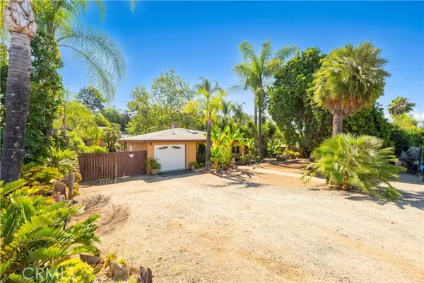Fallbrook, CA 92028,2048 Pomegranate Lane