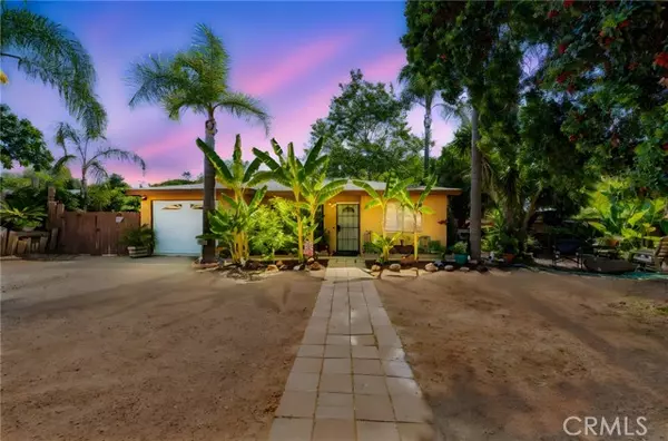 Fallbrook, CA 92028,2048 Pomegranate Lane