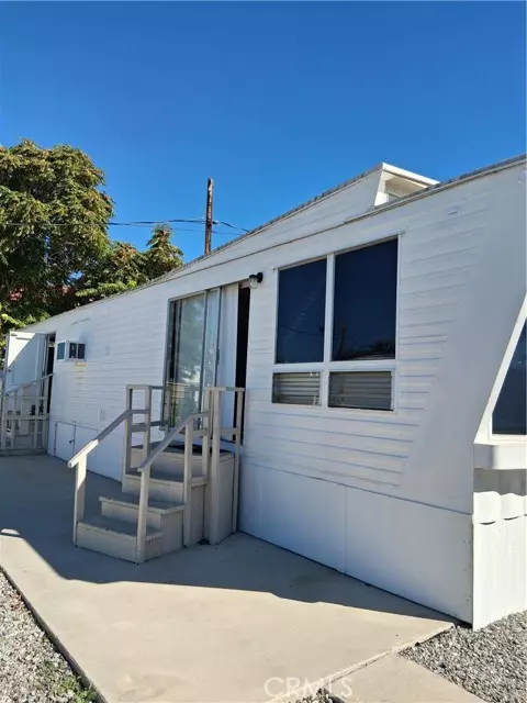 Hemet, CA 92543,1380 West Florida West