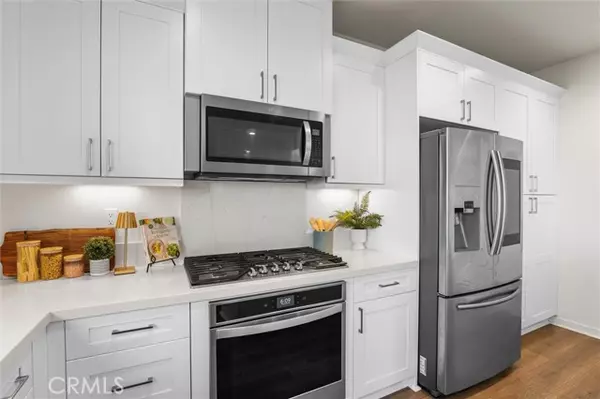 Highland, CA 92346,8002 Sorrento Way