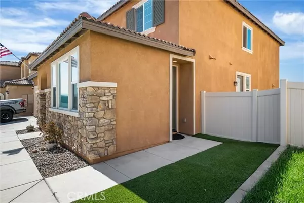 Highland, CA 92346,8002 Sorrento Way