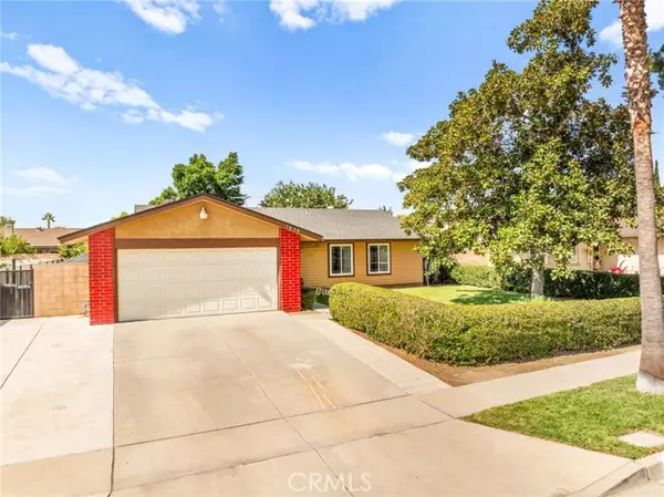 7470 Blanchard Avenue, Fontana, CA 92336