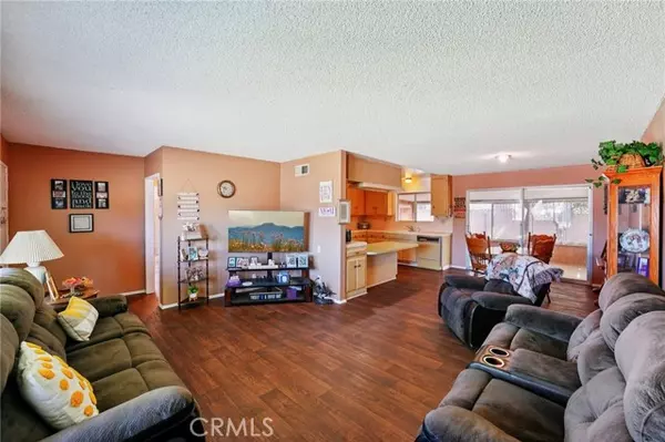 Hemet, CA 92543,580 Mount Hood