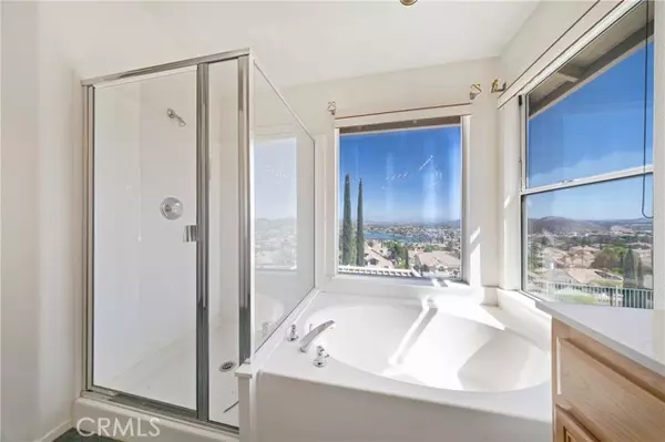 Lake Elsinore, CA 92532,30 Del Santello