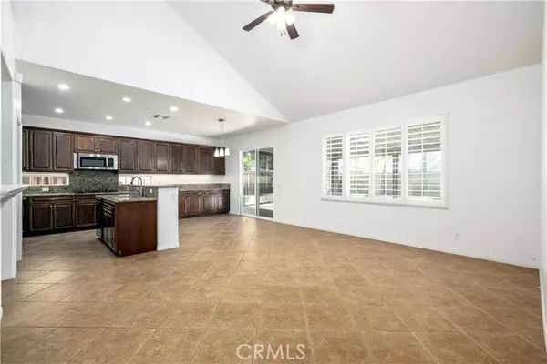 Murrieta, CA 92563,37068 Edgemont