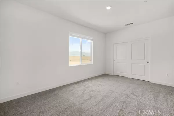 Apple Valley, CA 92307,14891 Desert Lily