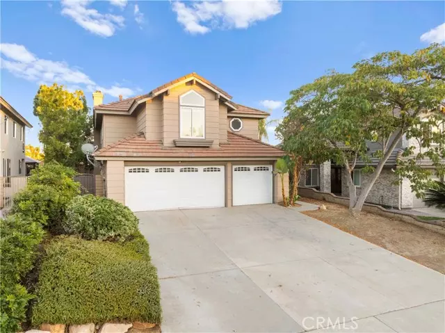 Murrieta, CA 92562,40132 White Leaf