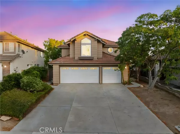 Murrieta, CA 92562,40132 White Leaf