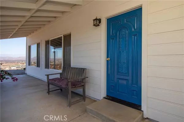 Temecula, CA 92592,39330 Gray Squirrel