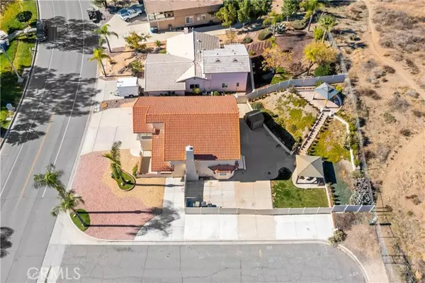 Canyon Lake, CA 92587,30267 Longhorn