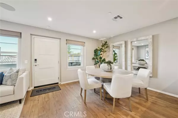 Fontana, CA 92336,16186 Lumia Way