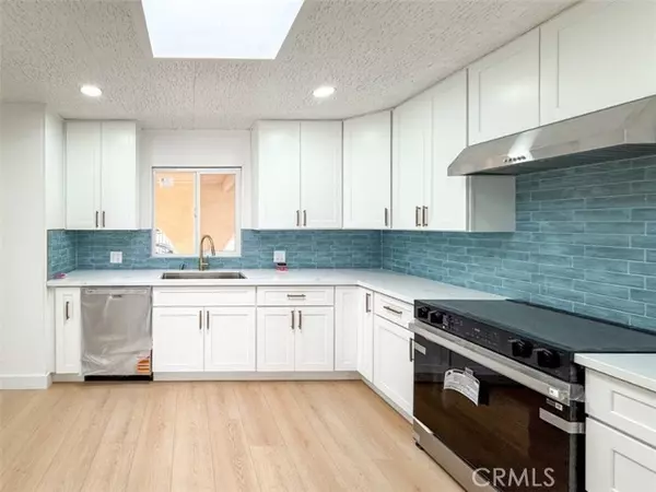 Hemet, CA 92545,903 Santa Teresa