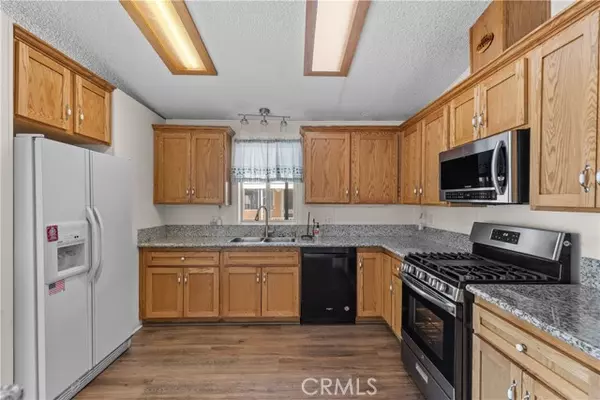 San Jacinto, CA 92583,2230 Lake Park