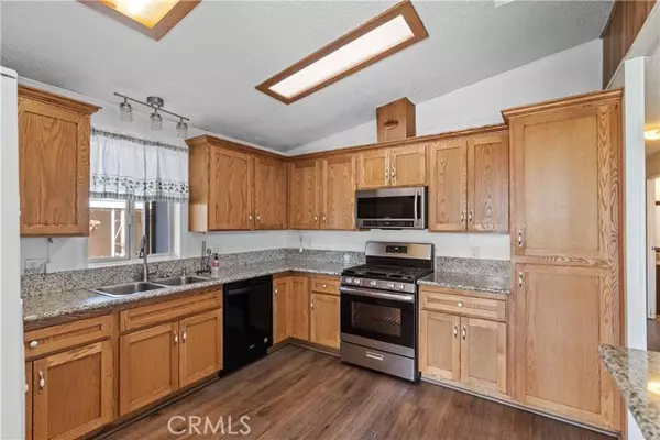 San Jacinto, CA 92583,2230 Lake Park