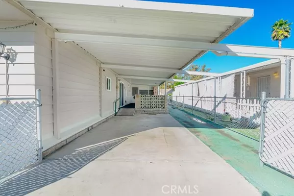 Hemet, CA 92545,729 Santa Teresa Way