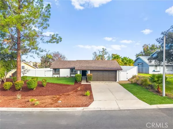 Temecula, CA 92592,42120 Cosmic