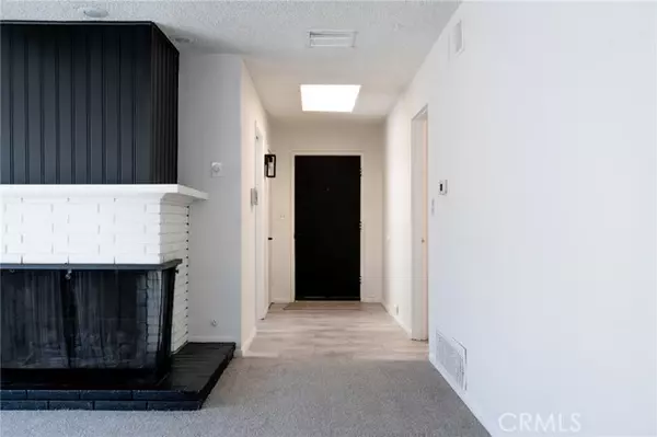 Lancaster, CA 93534,43714 Heaton