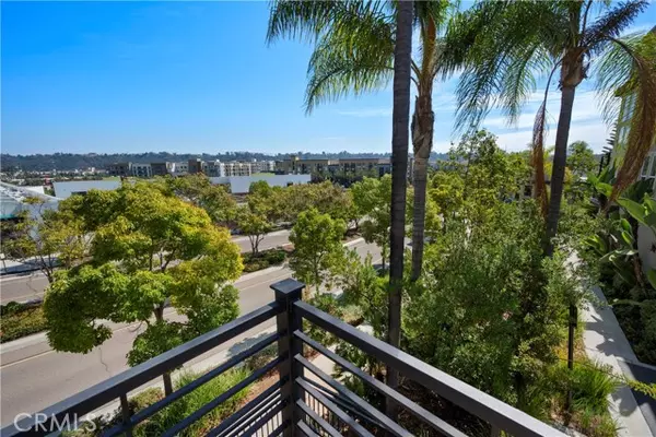 2470 Via Alta, Mission Valley, CA 92108