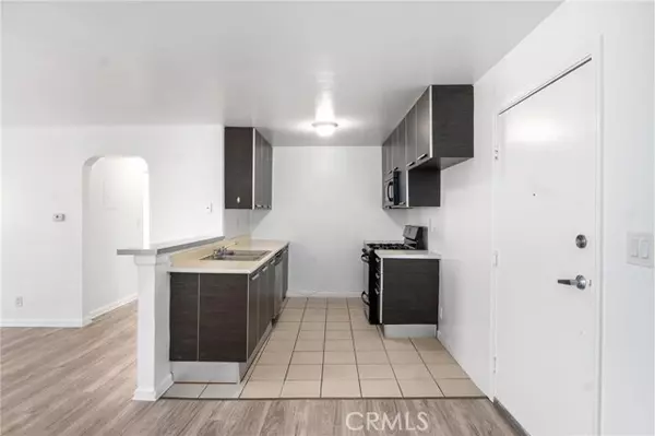 Canoga Park, CA 91303,7254 Vassar Ave