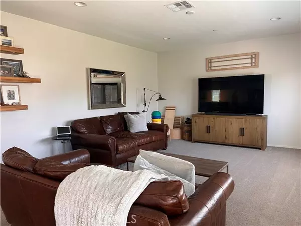 Murrieta, CA 92563,28722 Cloud