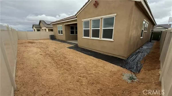 Hesperia, CA 92345,6438 Castle Crags Avenue