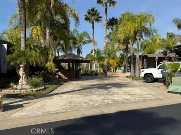 Aguanga, CA 92536,45525 Highway 79 Site 328