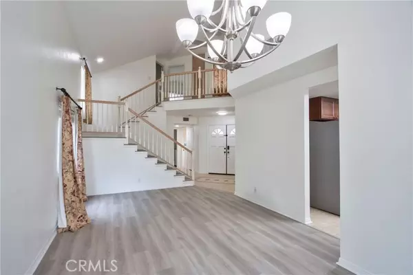 Murrieta, CA 92562,24055 Golden Pheasant