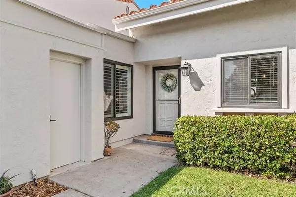 Poway, CA 92064,17930 Villamoura