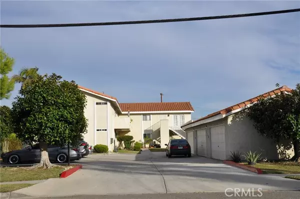 13742 Milton Avenue, Westminster, CA 92683