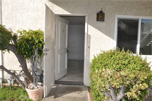 Westminster, CA 92683,13742 Milton Avenue
