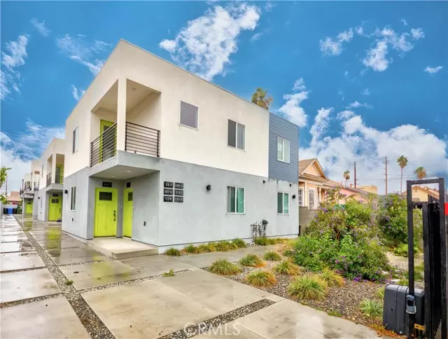 Los Angeles, CA 90044,531 West 80th Street