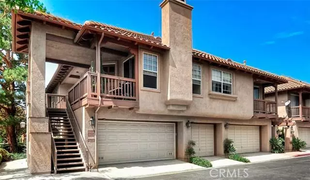 Tustin, CA 92782,13422 Savanna