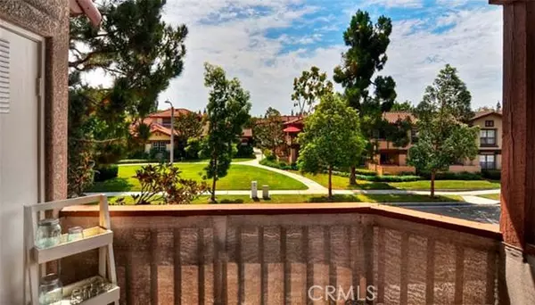 Tustin, CA 92782,13422 Savanna