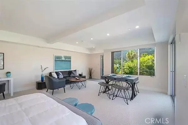 La Jolla, CA 92037,7734 Esterel Drive