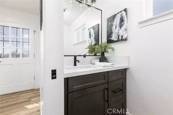13545 East Bullard Avenue, Clovis, CA 93619