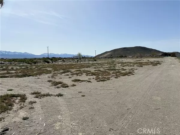 Adelanto, CA 92301,18952 Silver Rock Road