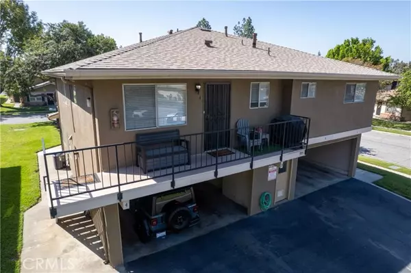 995 W Calle Del Cielo #4, Azusa, CA 91702