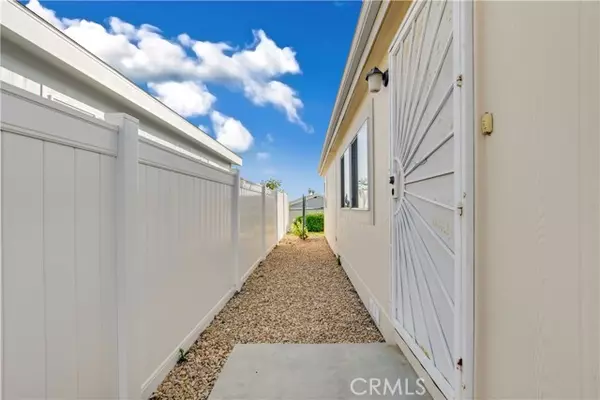 Murrieta, CA 92563,38211 Camino Cinife