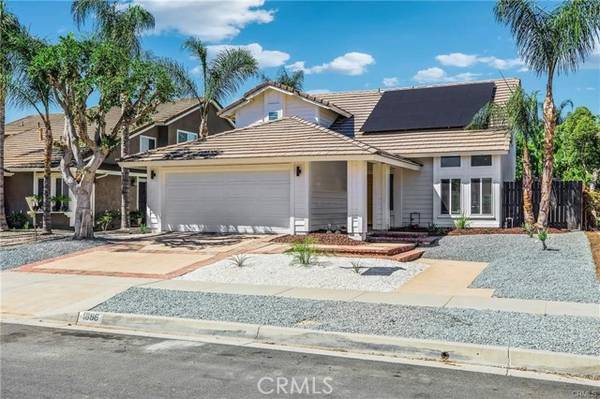 1886 Champlain Drive, Corona, CA 92878