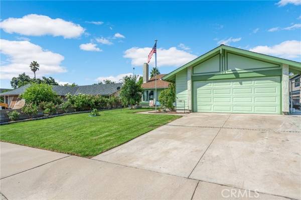 256 North Driftwood Avenue, Rialto, CA 92376