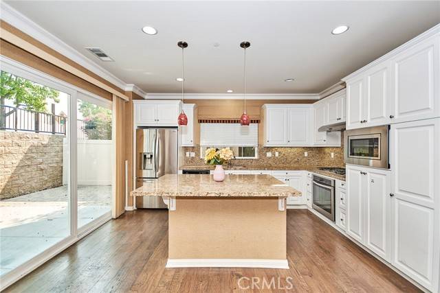 Upland, CA 91786,2493 bruin pl