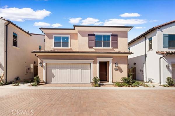 114 Glydon, Irvine, CA 92618