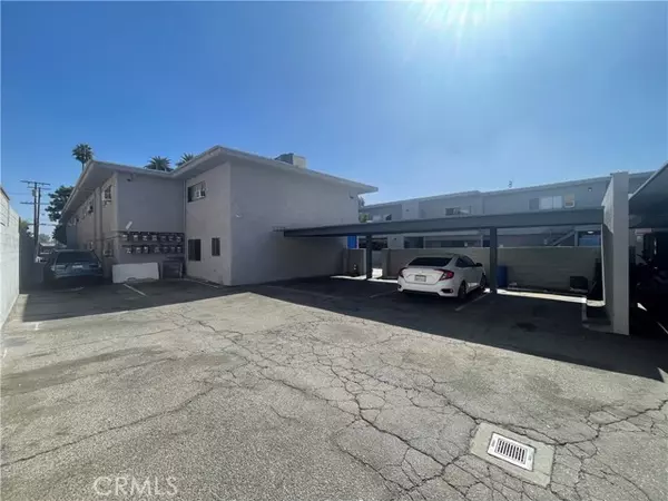 North Hills, CA 91343,8633 Columbus Ave