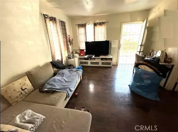 Los Angeles, CA 90022,1347 Fraser Avenue