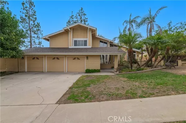 1790 North Mountain View Place, Fullerton, CA 92831